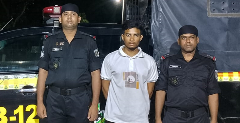 কুষ্টিয়া র‌্যাবের অভিযানে ধর্ষণ মামলার প্রধান আসামি গ্রেফতার