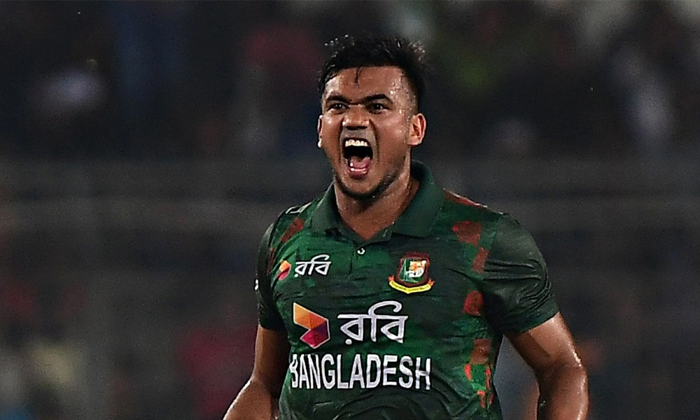 বেদনানাশক নিয়ে খেলবেন তাসকিন