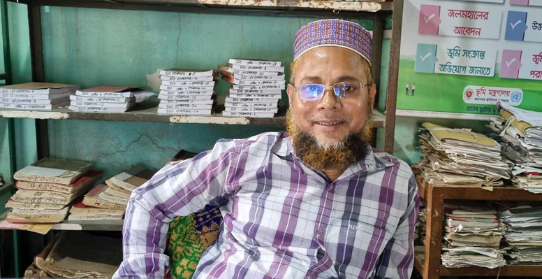 ভেড়ামারায় তহসিলদারের ঘুষ বাণিজ্যে অতিষ্ঠ ভুক্তভোগীরা