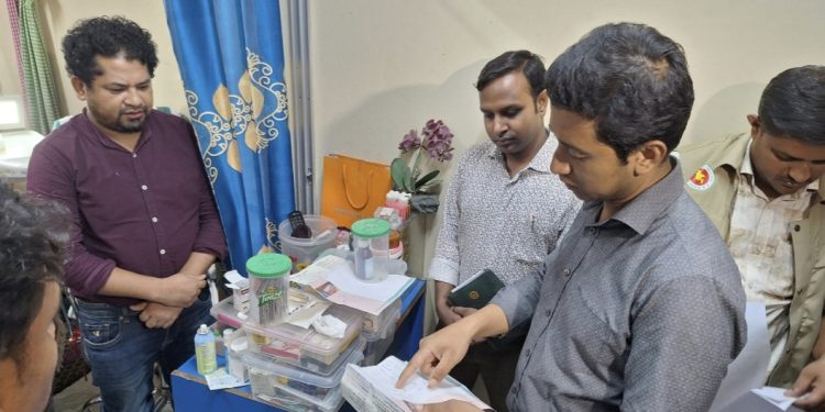 কুমারখালিতে ভূয়া দন্ত চিকিৎসকে জেল ও জরিমানা