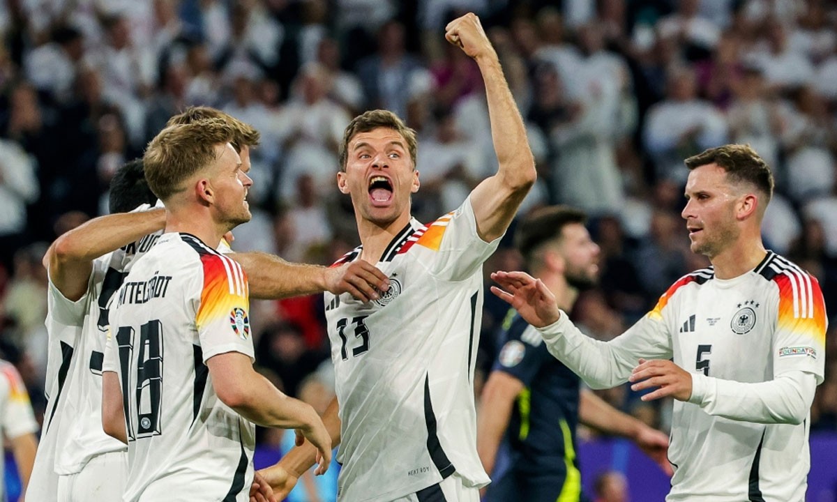 জমে উঠেছে : ইউরো কারা গেল নকআউটে, কারা অপেক্ষায়