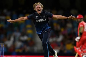 সুপার ওভারে গড়ানো ম্যাচে শেষ হাসি নামিবিয়ার 
