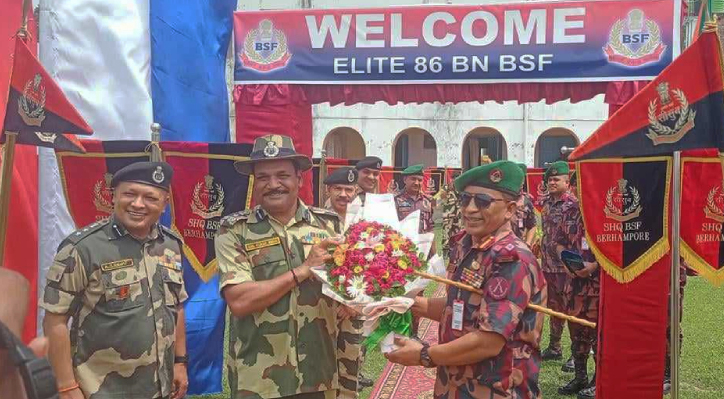 ভারতের শিকারপুর সীমান্তে বিজিবি-বিএসএফ সেক্টর কমান্ডার পর্যায়ের সভা