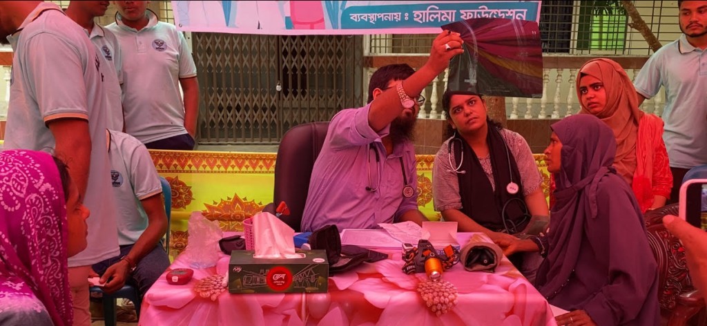 খোকসায় ফ্রি মেডিকেল ক্যাম্প অনুষ্ঠিত 4 173867984867a226286cb1c খোকসায় ফ্রি মেডিকেল ক্যাম্প অনুষ্ঠিত