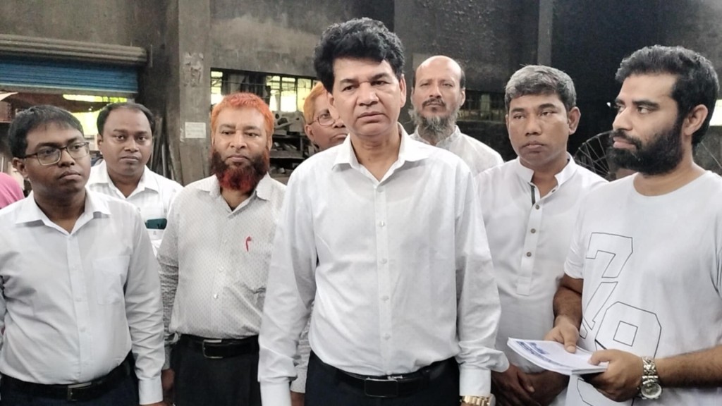 অচিরেই চালু হবে কুষ্টিয়া সুগার মিল’স : এস এম আলম 4 173867992867a2267891faf অচিরেই চালু হবে কুষ্টিয়া সুগার মিল’স : এস এম আলম