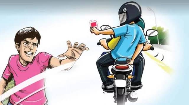 কুমারখালীতে বাড়ছে মোবাইল ছিনতাইকারীদের দৌরাত্ম্য