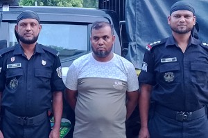 কুষ্টিয়ায় র‌্যাবের অভিযানে মাদক কারবারি আটক