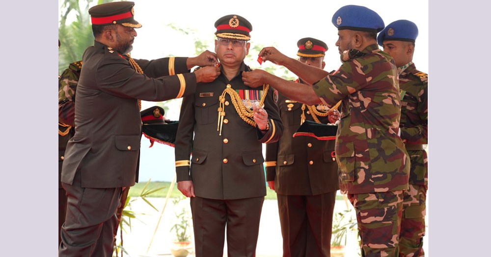 নতুন সেনাপ্রধান লেফটেন্যান্ট জেনারেল ওয়াকার-উজ-জামান