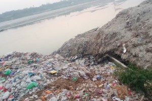 কুষ্টিয়ার গড়াই নদী দখল আর দূষণে অস্তিত্ব সঙ্কটে 