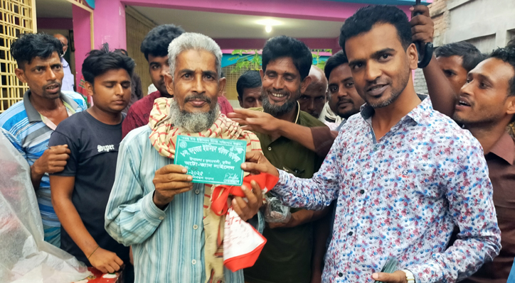 কুমারখালী পৌর কর্তৃপক্ষের বিরুদ্ধে অকথ্য ভাষায় গালিগালাজ ও মারধরের অভিযোগ