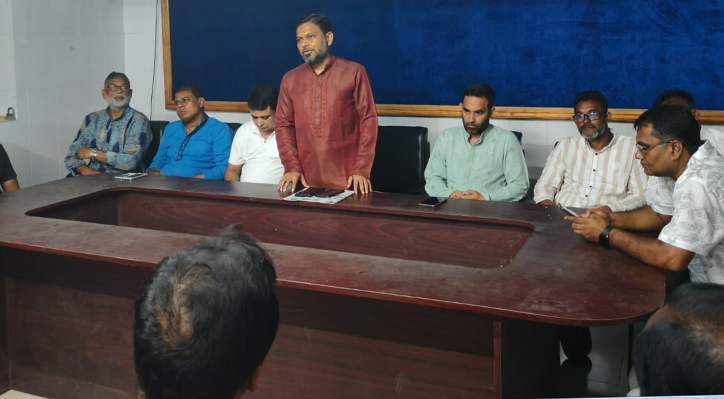 নতুন বাংলাদেশ গড়তে সব শ্রেণীপেশার মানুষকে এগিয়ে আসতে হবে : ইঞ্জিনিয়ার জাকির হোসেন সরকার