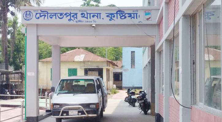 দৌলতপুরে যুদ্ধাহত বীর মুক্তিযোদ্ধার বাড়িতে হামলা