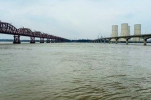 হার্ডিঞ্জ ব্রীজ পয়েন্টে বিপদসীমার ১৮২ সেন্টিমিটার নীচ দিয়ে পানি প্রবাহিত হচ্ছে 