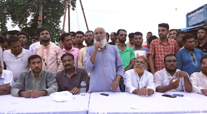 মিরপুরে অধ্যক্ষ শহিদুল ইসলামকে অবাঞ্ছিত ঘোষণা 