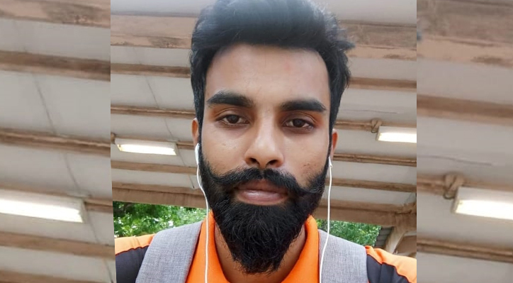 অস্ত্র ব্যবসায়ী ও মাদক সেবনকারী সোহেলের ষড়য়েন্ত্র অতিষ্ঠ এলাকাবাসী