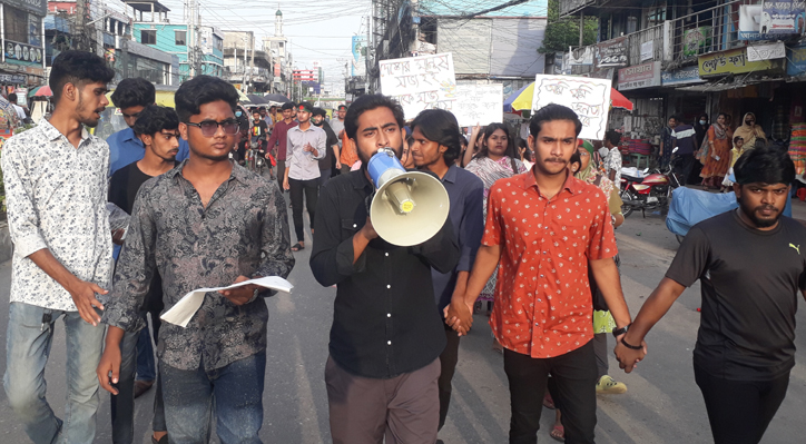 নৈরাজ্যকে প্রতিহত করতে শিক্ষার্থীরা কুষ্টিয়াবাসীর পাশে থাকবে