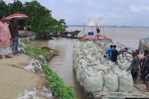 ভেড়ামারায় হুমকির মুখে রায়টা ও মসলেমপুর বেড়ি বাঁধ