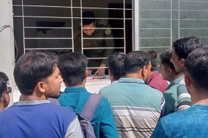 কুষ্টিয়া আঞ্চলিক পাসপোর্ট অফিসের ঘুষ গ্রহণের ভিডিও সামাজিক যোগাযোগ মাধ্যমে ভাইরাল