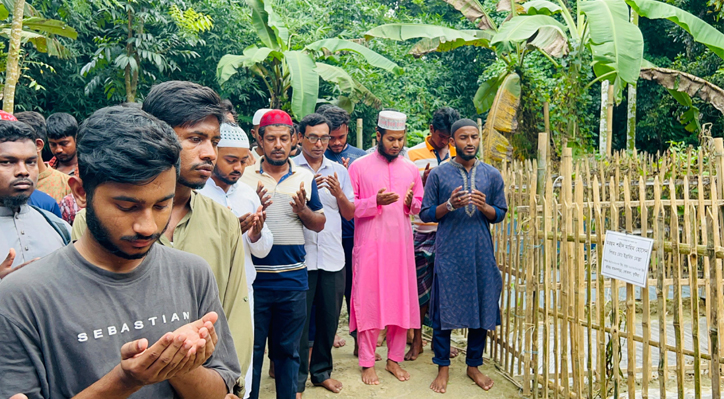 কুমারখালীতে বৈষম্য বিরোধী ছাত্র আন্দোলনে শহীদ মাহিমের কবর জিয়ারত 