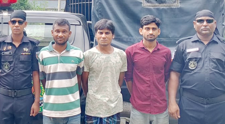 কুষ্টিয়ায় র‌্যাবের পৃথক অভিযানে জেল পলাতক তিন আসামি গ্রেফতার