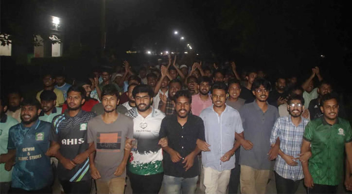 বিচারবহির্ভূত হত্যাকাণ্ডের প্রতিবাদে ইবিতে বিক্ষোভ মিছিল