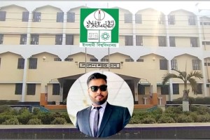 ইবিতে জুনিয়র কর্তৃক সিনিয়রকে ছাত্রলীগ ট্যাগ দিয়ে মারধর