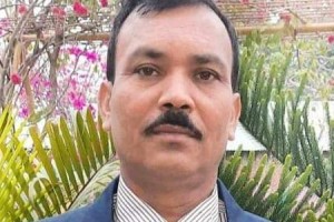 দৌলতপুরে তথ্য গোপন করে প্রধান শিক্ষকের অবৈধ পন্থায় অর্থ উত্তোলন