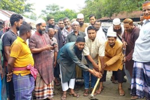 পাটিকাবাড়ীতে সংঘালঘু হিন্দু সম্প্রদায়ের গৃহনির্মাণ উদ্বোধন করলেন বাংলাদেশ জামায়াতে ইসলামী