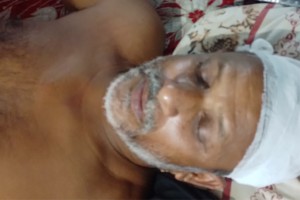 নদী ভাঙ্গন রোধে জিও ব্যাগ তৈরির বালি বিক্রিতে বাধা দেওয়ায় হাতুড়ি পেটা 