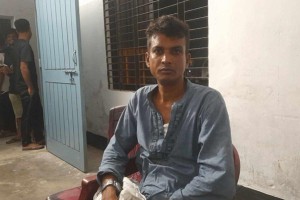 বহিরাগতের বিরুদ্ধে ইবি ছাত্রীকে হেনস্তার অভিযোগ 