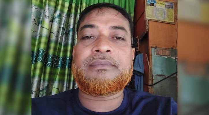 কুষ্টিয়ায় প্রকাশ্য দিবালোকে অস্ত্রের ভয় ভীতি দেখিয়ে চাঁদাবাজির অভিযোগ 3 173868082967a229fd77ac3 কুষ্টিয়ায় প্রকাশ্য দিবালোকে অস্ত্রের ভয় ভীতি দেখিয়ে চাঁদাবাজির অভিযোগ
