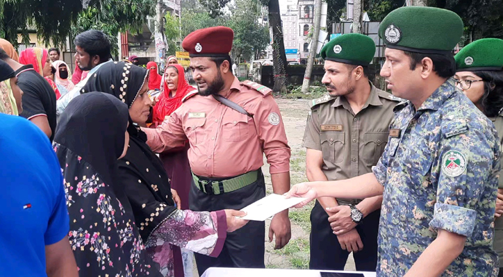 ভেড়ামারায় শারদীয় দুর্গাপূজায় আইন শৃঙ্খলা রক্ষায় আনসার ও ভিডিপি সদস্যা যাচাই-বাছাই