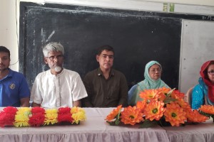 গড়াই মহিলা কলেজে ক্যান্সার বিষয়ক সচেতনতামূলক কর্মসূচি অনুষ্ঠিত 