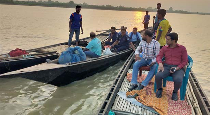 কুমারখালীর বেপরোয়া জেলে সিন্ডিকেটের কাছে অসহায় পুলিশ ও প্রশাসন