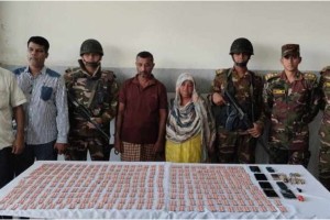 কুষ্টিয়ায় যৌথ অভিযানে মাদকসহ দুই মাদক চোরাকারবারি আটক