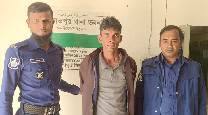 ইউপি চেয়ারম্যান সেন্টু হত্যা মামলার আসামি হৃদয় গ্রেপ্তার