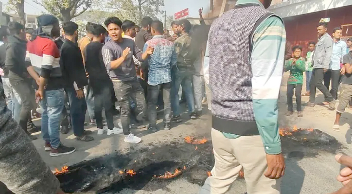 বিএনপির এক গ্রুপকে আপ্যায়ন করায় প্রধান শিক্ষককে অন্য গ্রুপের মারধর
