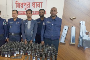 কুষ্টিয়ায় ট্রাক তল্লাশি করে ফেনসিডিল ও বিদেশী পিস্তল সহ গুলি উদ্ধার