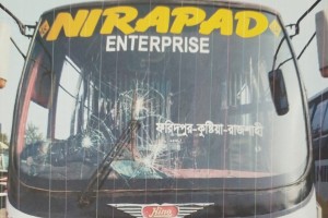 কুষ্টিয়ায় নিরাপদ এন্টারপ্রাইজ গাড়ি ভাঙচুরের অভিযোগ
