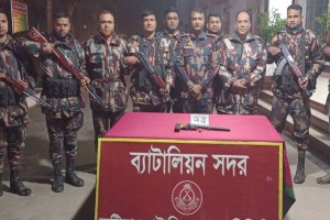 কুষ্টিয়ায় বিজিবি’র অভিযানে অস্ত্র ও গুলি উদ্ধার