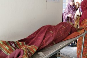 কুমারখালীতে বাবার বাড়িতে গলায় ফাঁস দিয়ে গৃহবধুর আত্নহত্যা