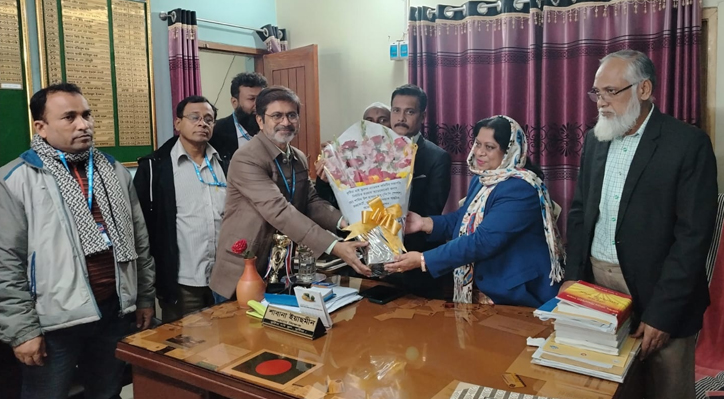 কুষ্টিয়া হাইস্কুল ও মুকুল সংঘ মাধ্যমিক বালিকা বিদ্যানিকেতনের সভাপতি এ্যাড. অপু