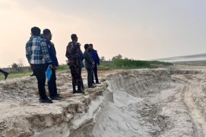 ভেড়ামারায় পদ্মা নদীতে অবৈধ বালি উত্তোলনের দায়ে ৯ জনকে কারাদন্ড