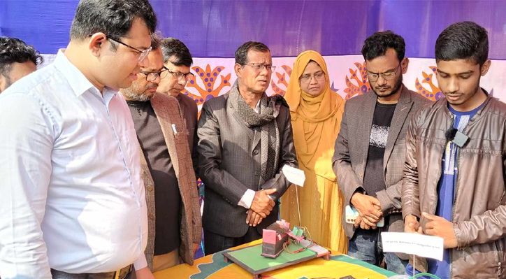 দৌলতপুরে ২দিন ব্যাপী বিজ্ঞান মেলার উদ্বোধন