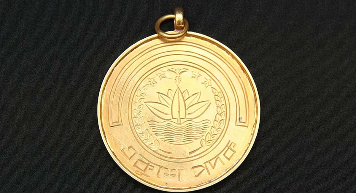 একুশে পদক পেলেন যাঁরা