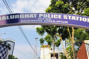 ভারতের পশ্চিমবঙ্গ রাজ্যের দক্ষিণ দিনাজপুরের বালুরঘাট থানা।