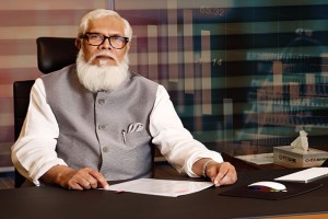 সালমান এফ রহমানসহ তার পরিবারের ৩৭২ ব্যাংক হিসাব অবরুদ্ধের আদেশ