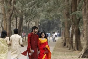 ভালোবাসায় আজ রিসেট বাটন চাপার দিন