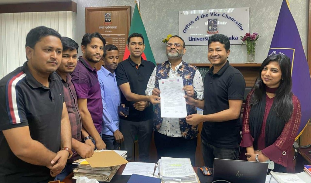 রমজান উপলক্ষে ঢাবির ক্যান্টিনগুলোতে মনিটরিং সেল গঠনের আবেদন 2 Untitled 16 1740561511 রমজান উপলক্ষে ঢাবির ক্যান্টিনগুলোতে মনিটরিং সেল গঠনের আবেদন