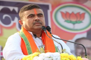 আওয়ামী লীগ নেতাকর্মীদের ভারতে আশ্রয় দেওয়ার পক্ষে শুভেন্দু